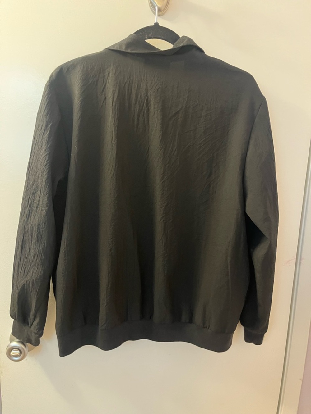 Vintage G.W. Petite Black & White Patterned Button-Front Blouse W/Shoulder pads - Picture 6 of 9